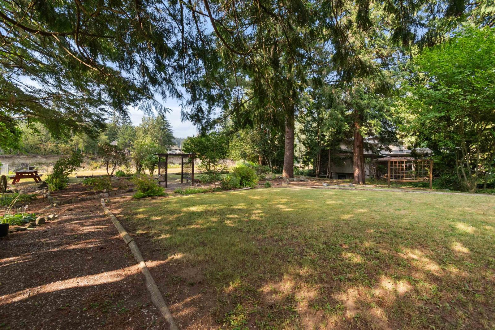 90 Robertson Crescent, Hope Property Photo 32
