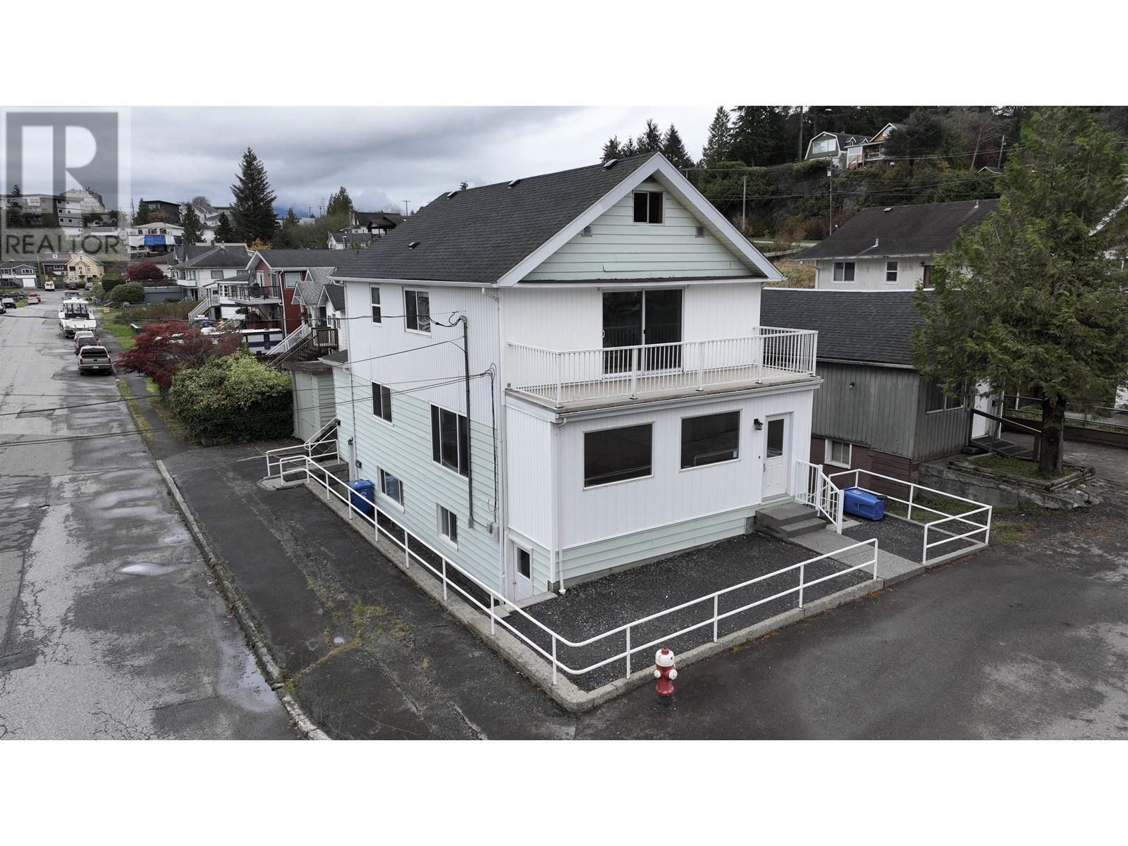 101 11th Street Property Photo 1