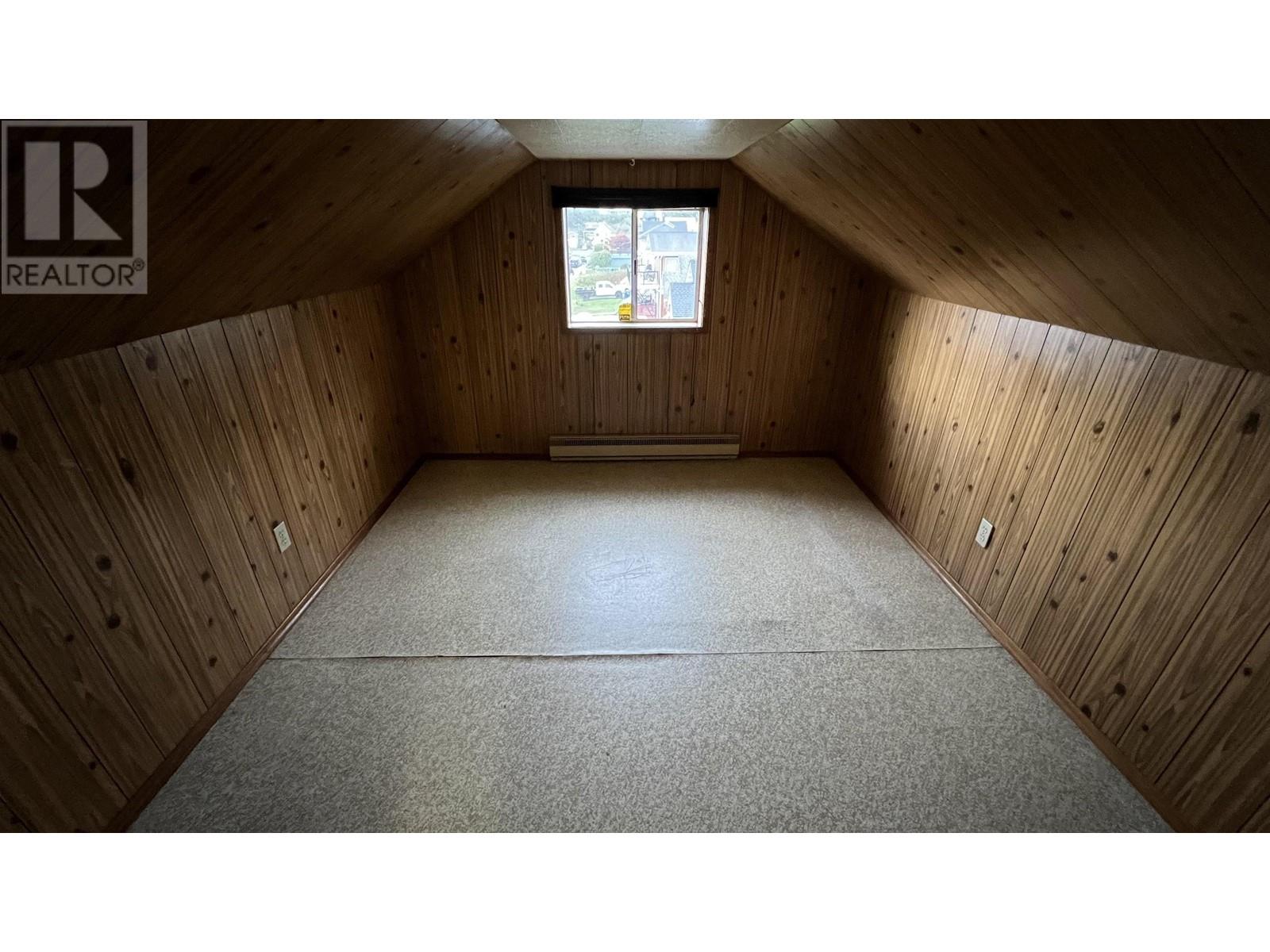 101 11th Street Property Photo 4