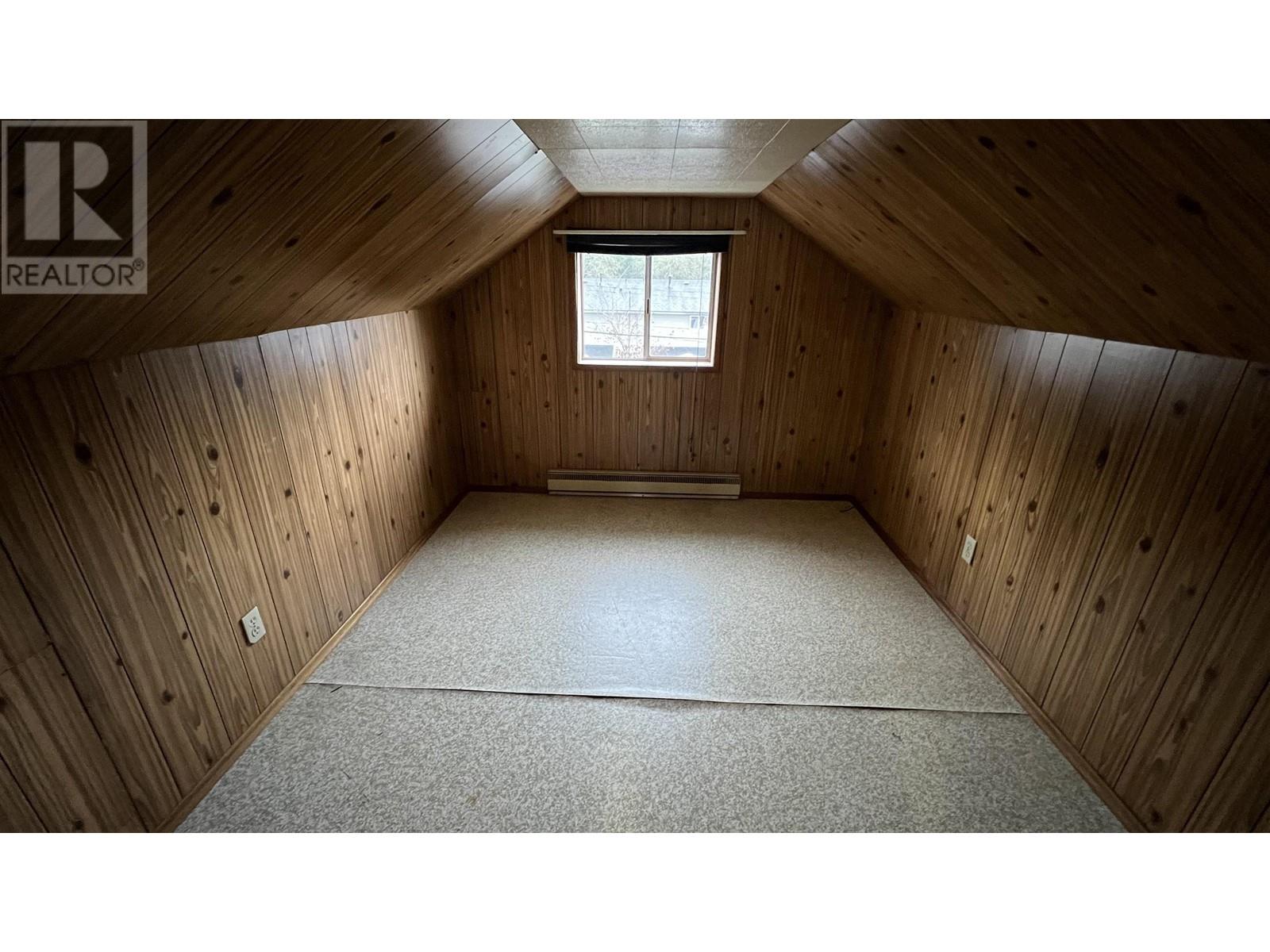 101 11th Street Property Photo 6