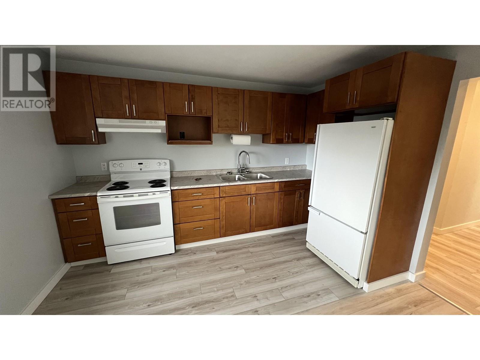 101 11th Street Property Photo 13