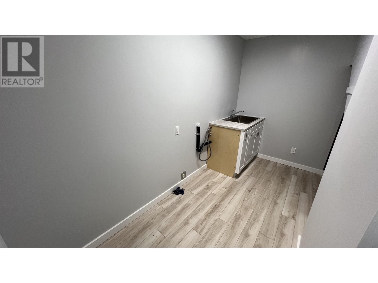 101 11th Street Property Photo 16