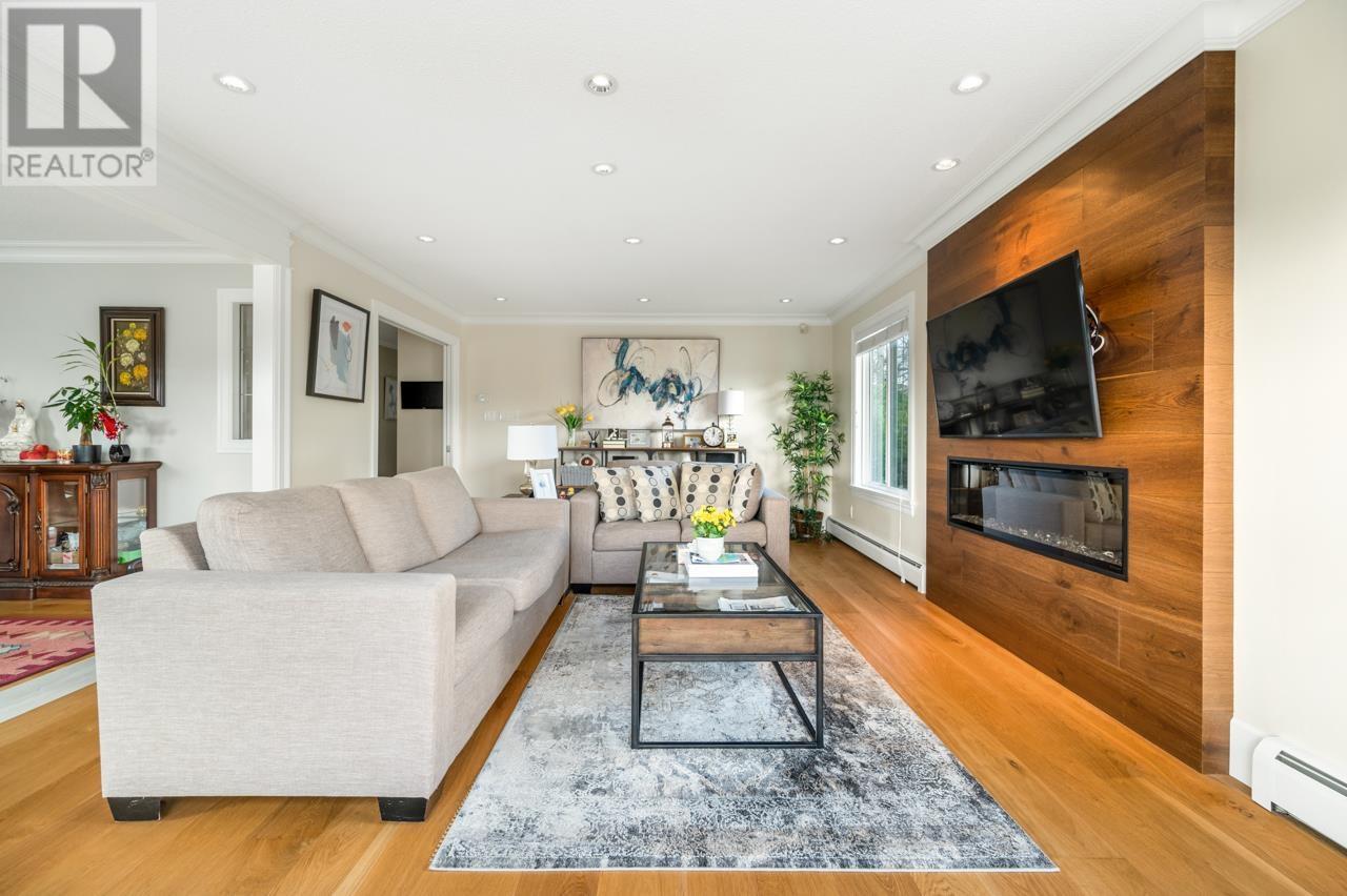 5905 Earles Street Property Photo 1