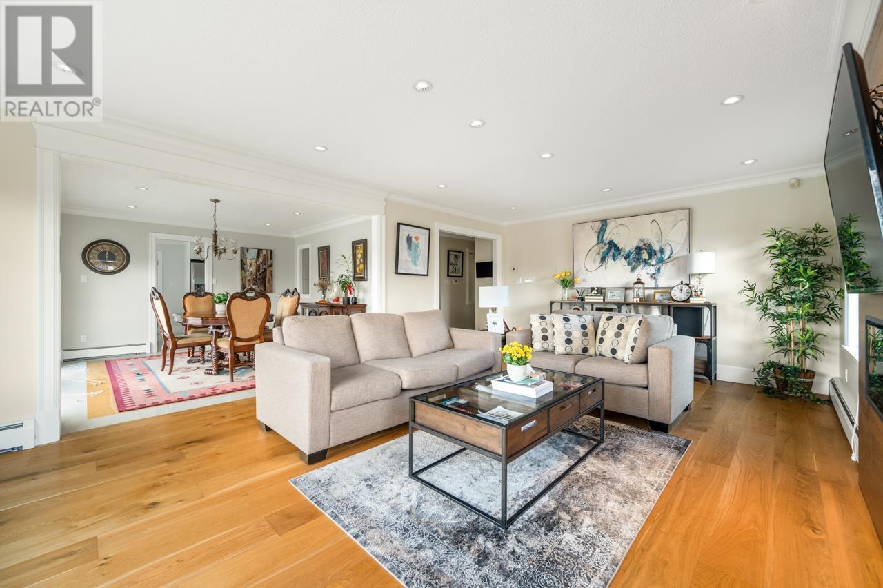 5905 Earles Street Property Photo 7