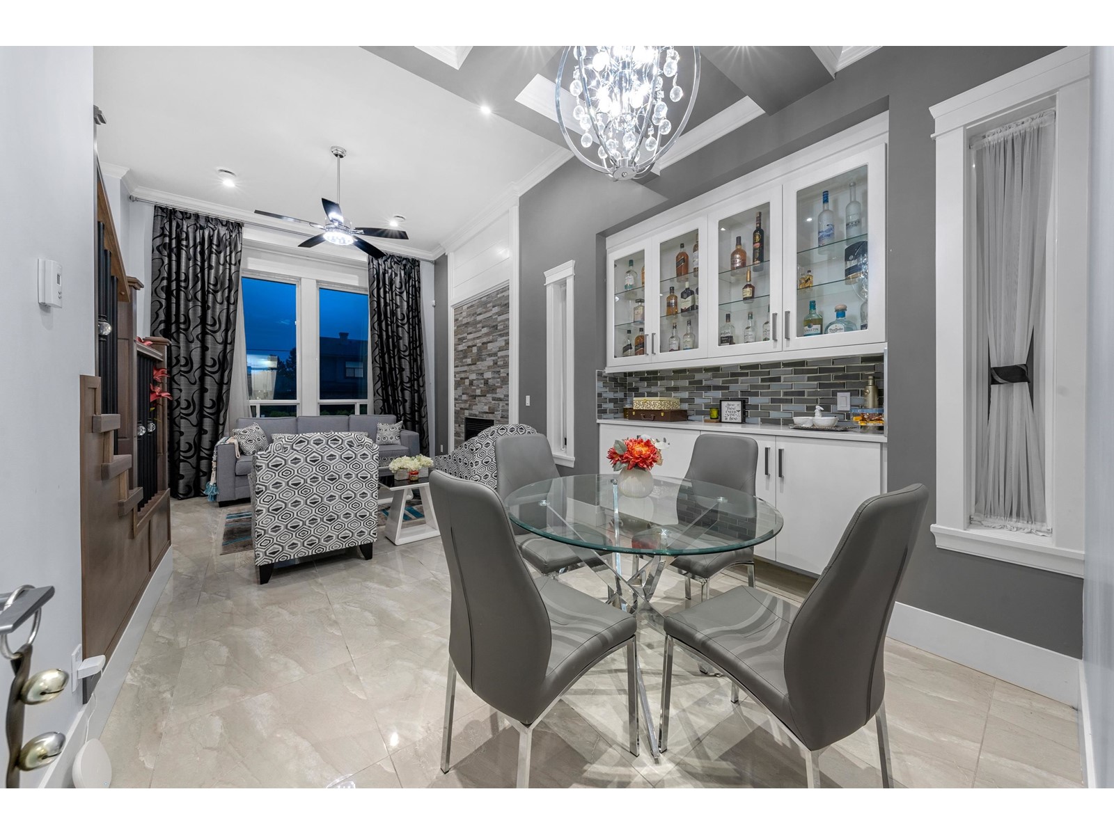 6637 121a Street Property Photo 7