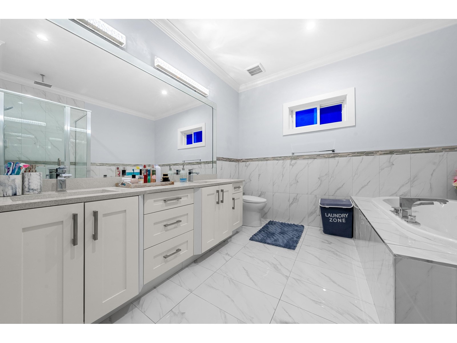 6637 121a Street Property Photo 25