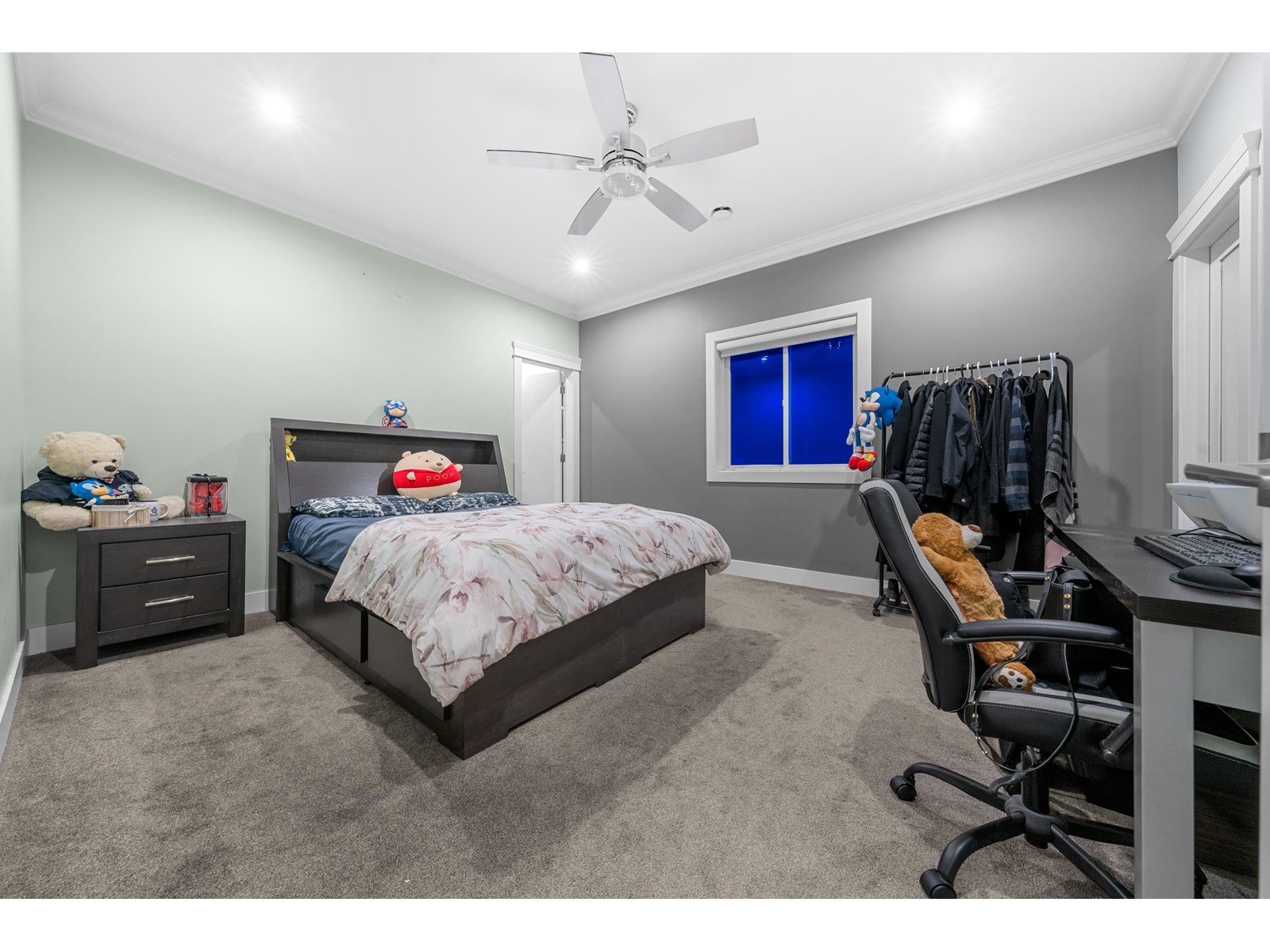 6637 121a Street Property Photo 27