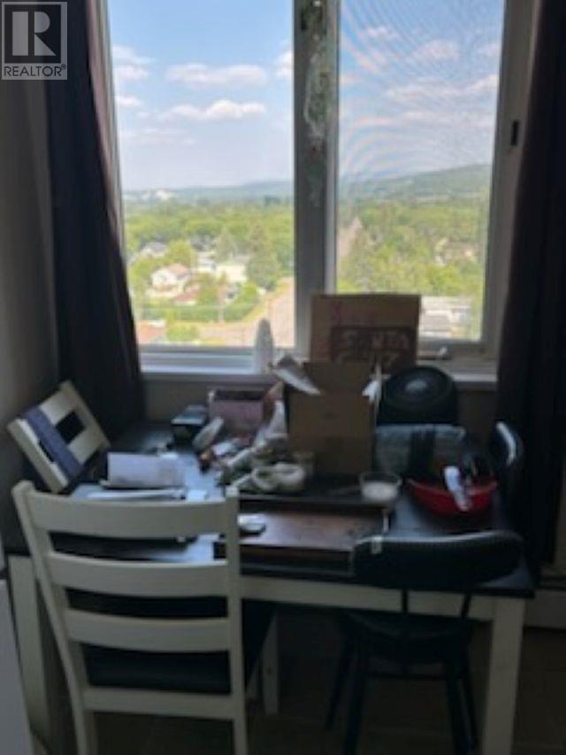 1003 1501 Queensway Street Property Photo 13