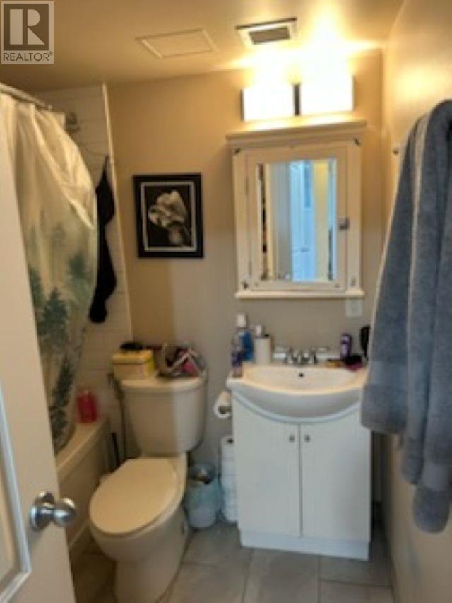 1003 1501 Queensway Street Property Photo 14