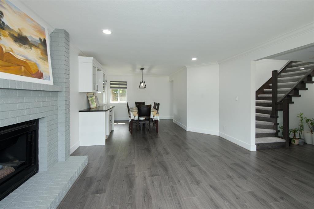 6049 133a Street Property Photo 3