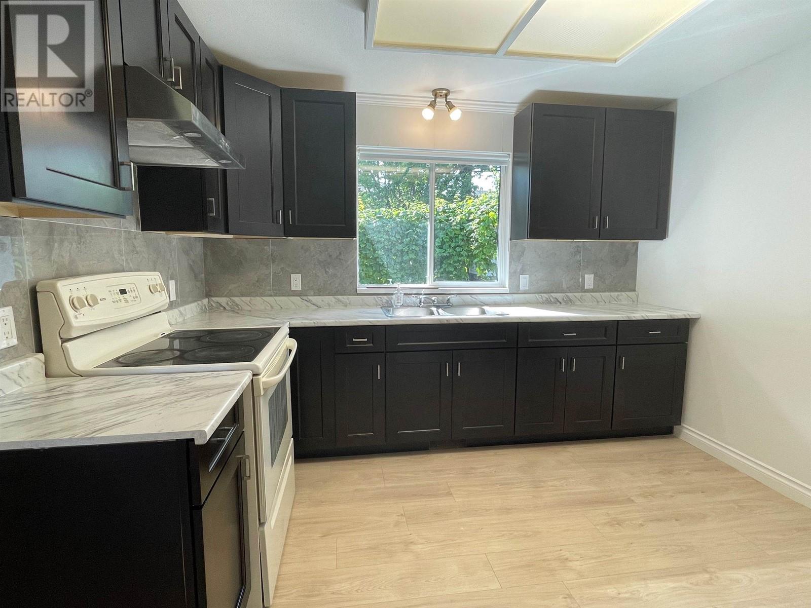 10071 Deagle Road Property Photo 1