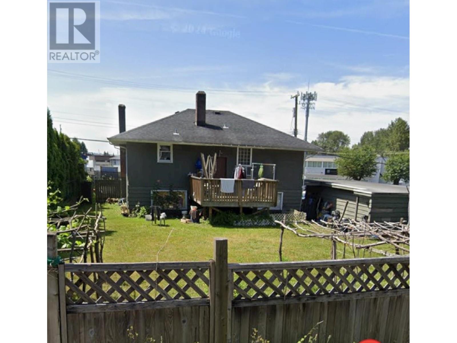 1685 BOOTH AVENUE Property Photo 1