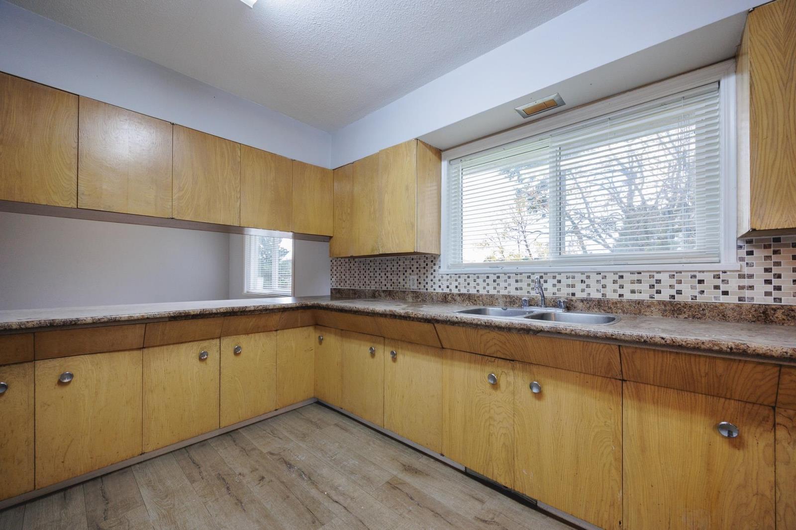 8585 Howard Crescent, Chilliwack Proper South Property Photo 8