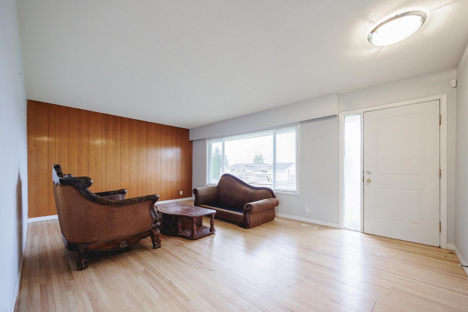 8585 Howard Crescent, Chilliwack Proper South Property Photo 10
