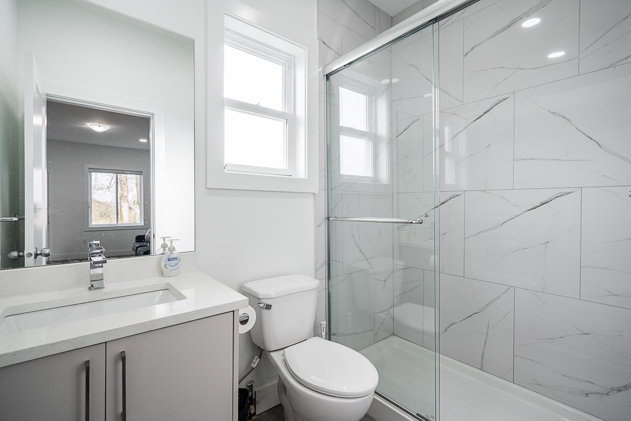 3504 176 Street Property Photo 11