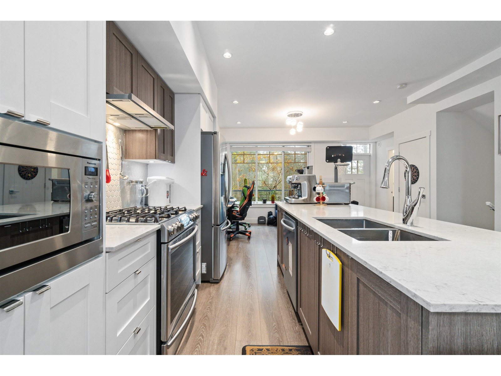 55 11188 72 Avenue Property Photo 11