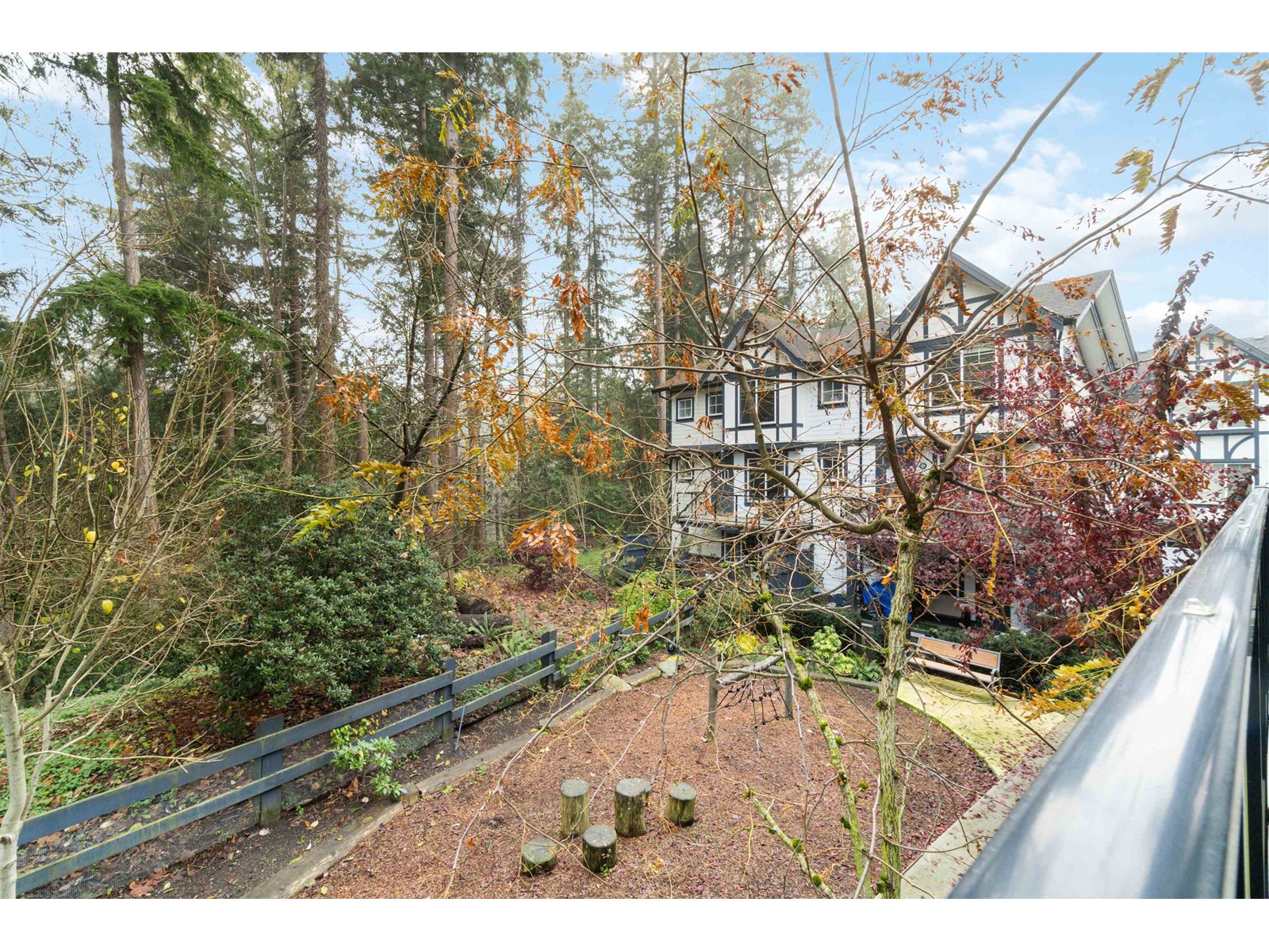 55 11188 72 Avenue Property Photo 33