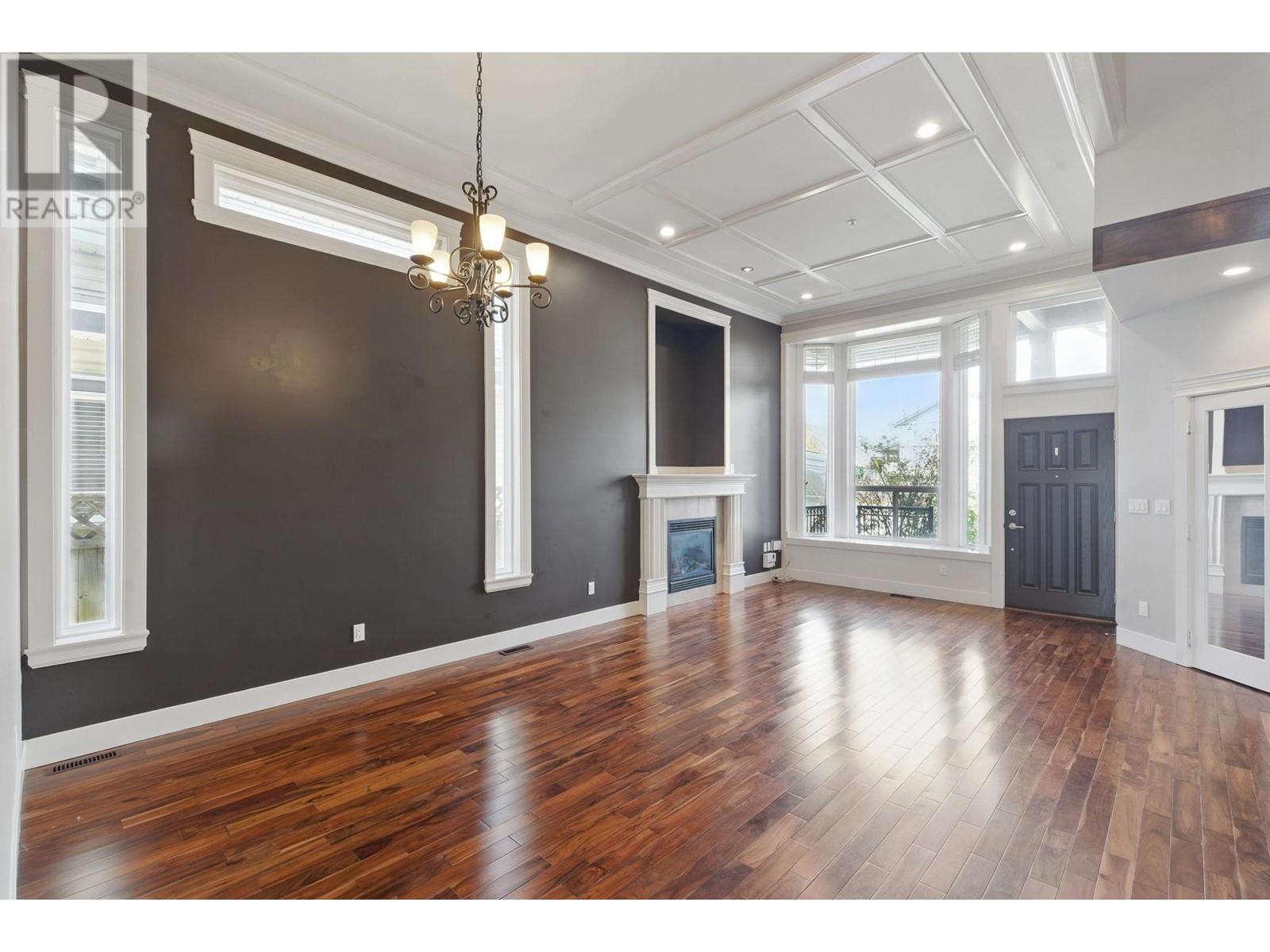 1250 Yangtze Place Property Photo 2