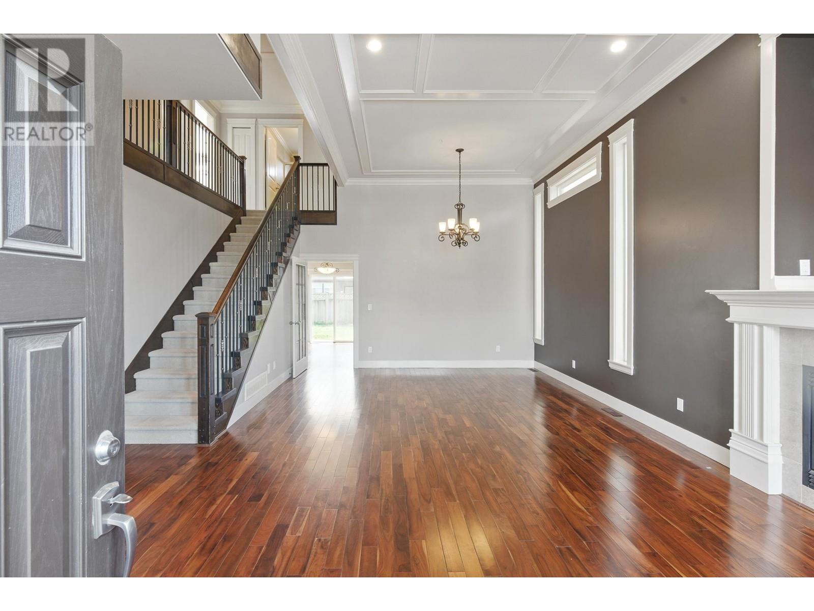 1250 Yangtze Place Property Photo 3