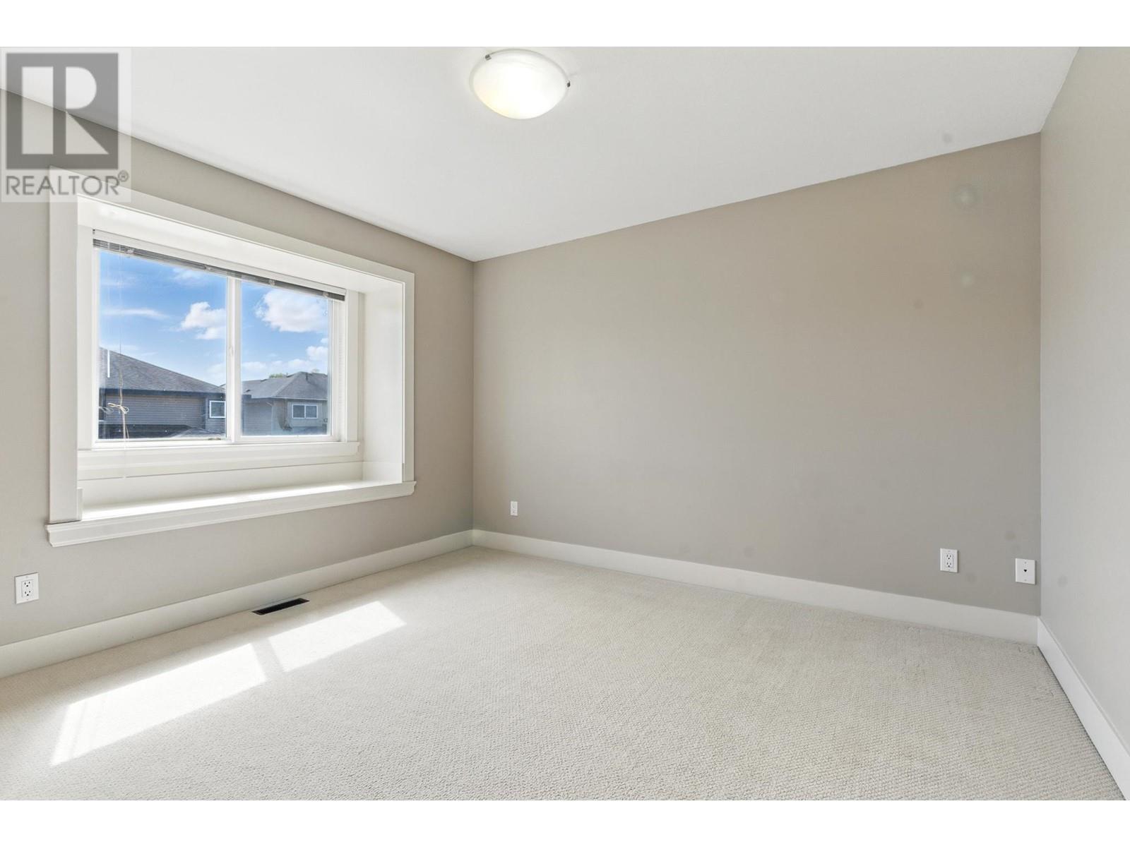 1250 Yangtze Place Property Photo 17