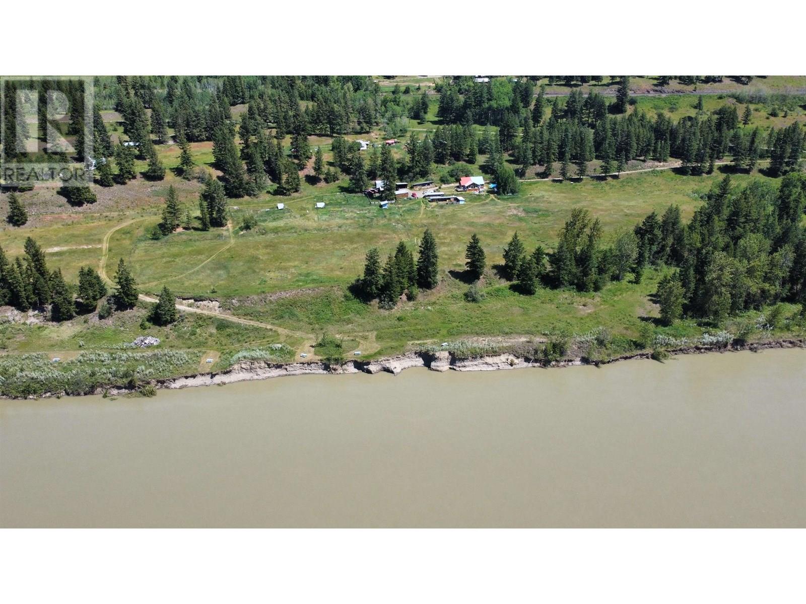 6831 Soda Creek Road Property Photo 2