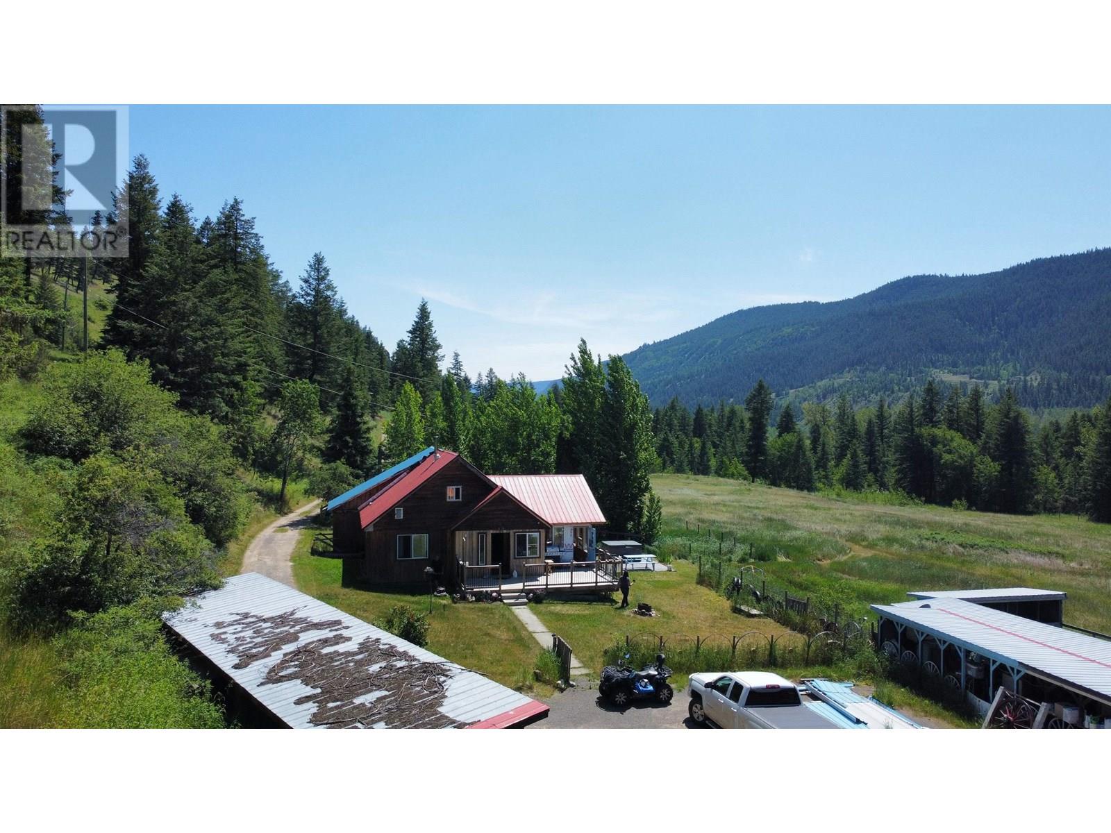 6831 Soda Creek Road Property Photo 22