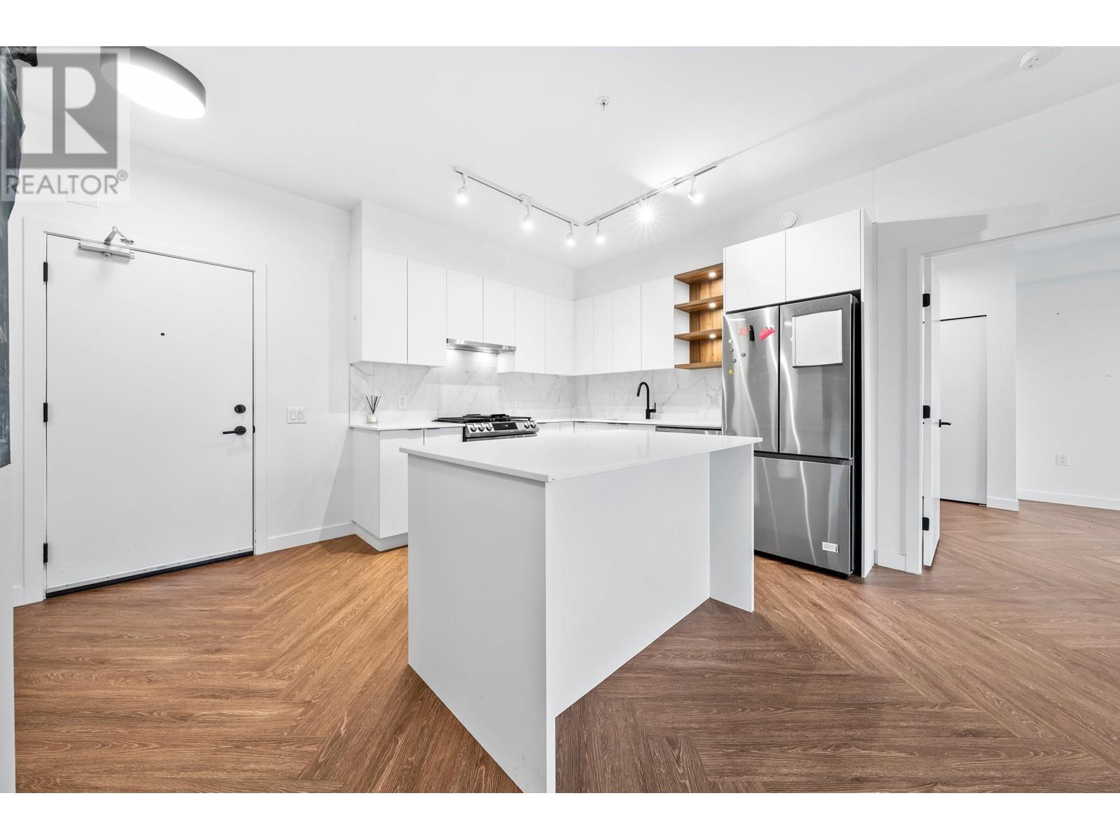 511 3229 St Johns Street Property Photo 11