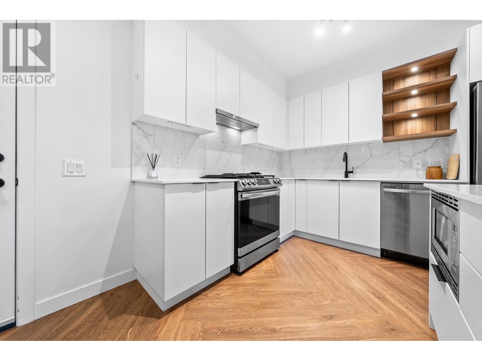 511 3229 St Johns Street Property Photo 15