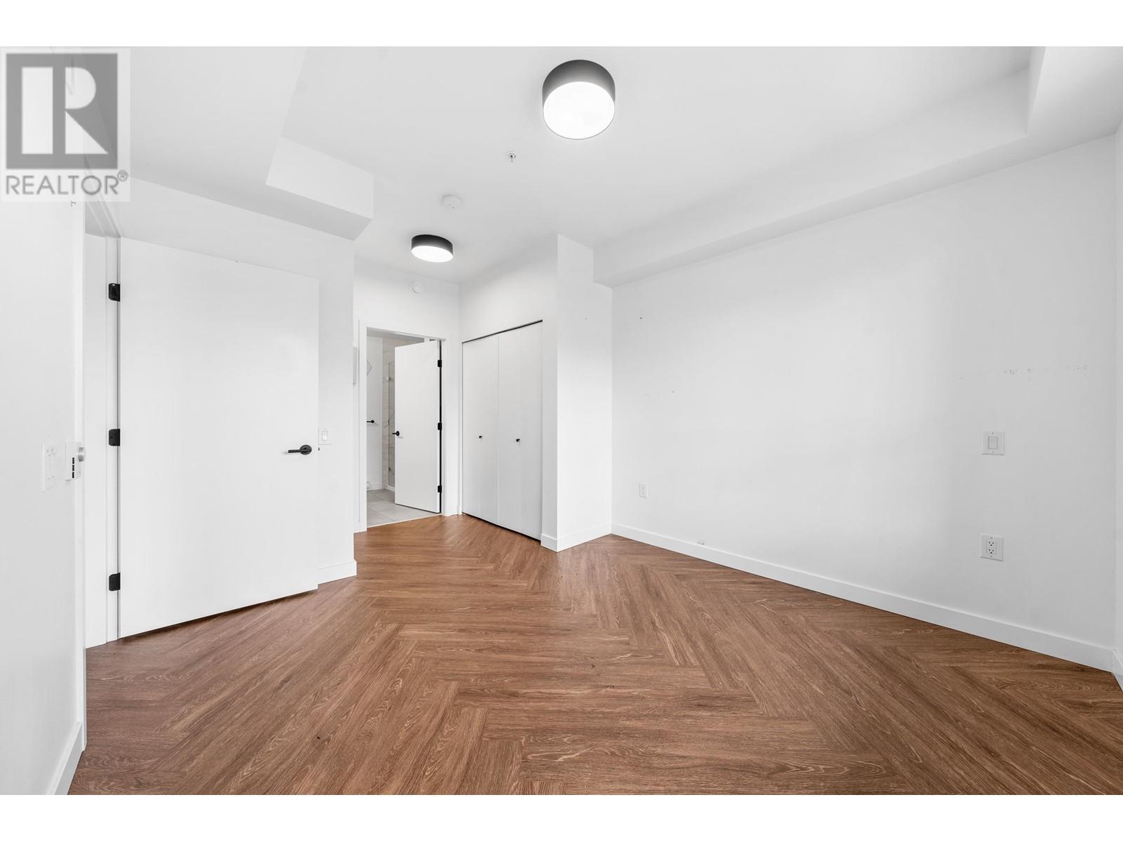 511 3229 St Johns Street Property Photo 21