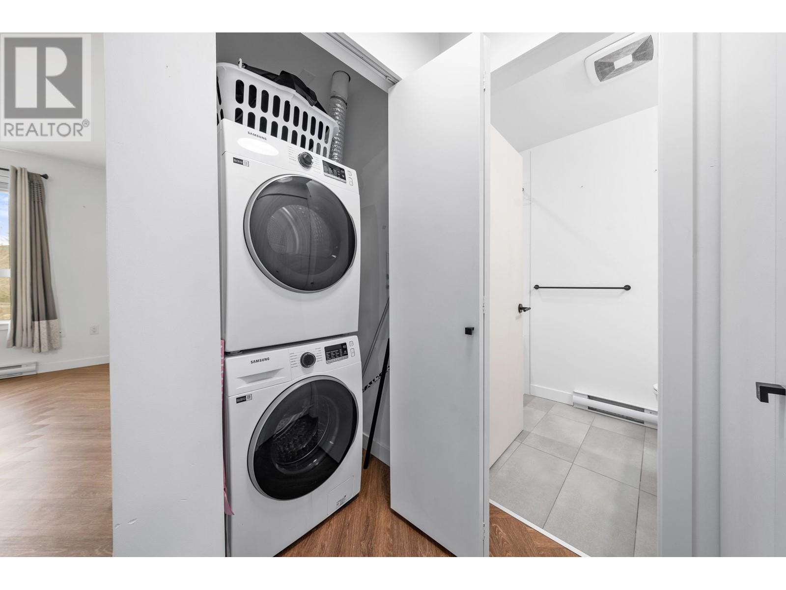 511 3229 St Johns Street Property Photo 28