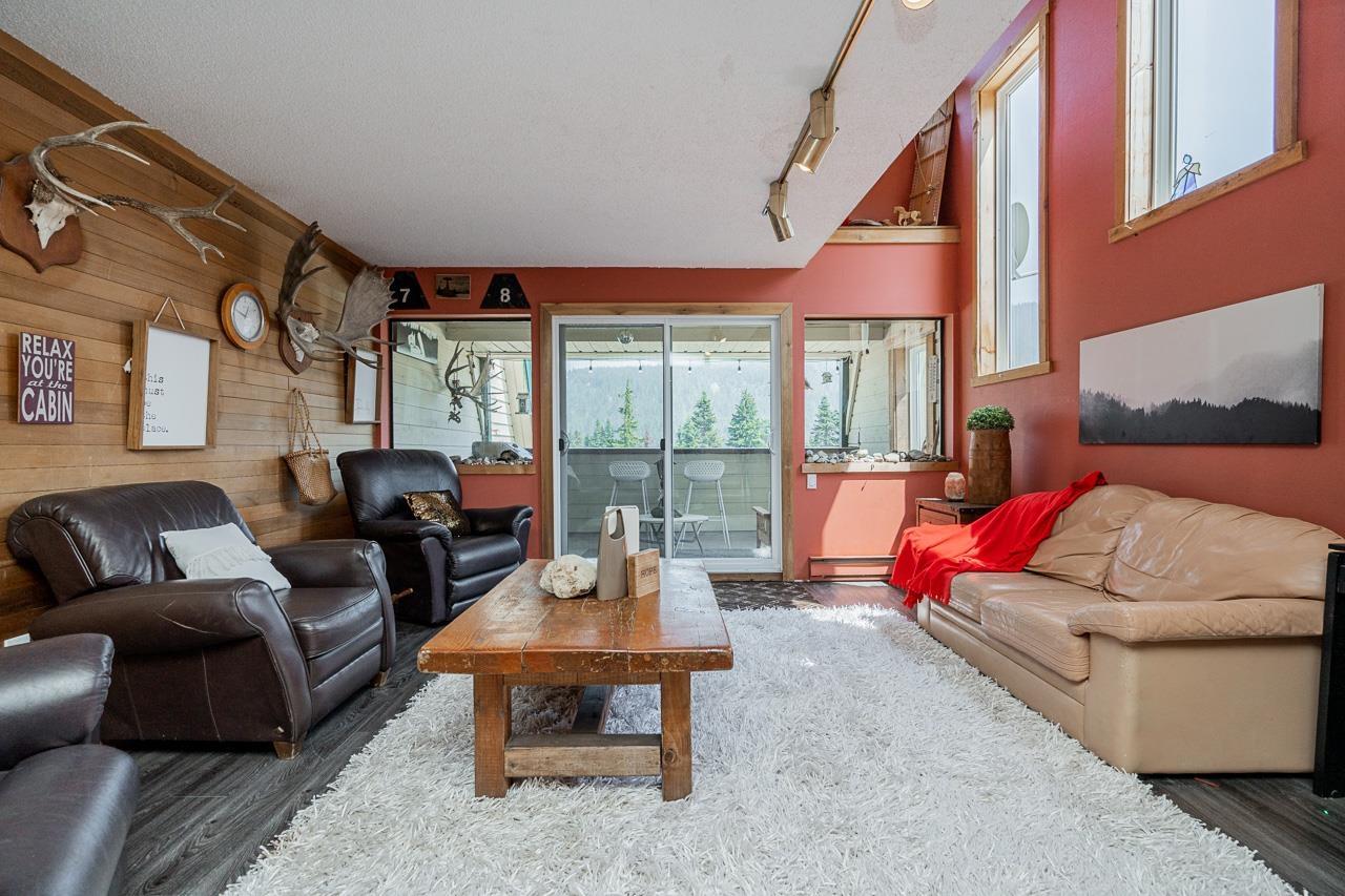1 20958 Snowflake Crescent Property Photo 8
