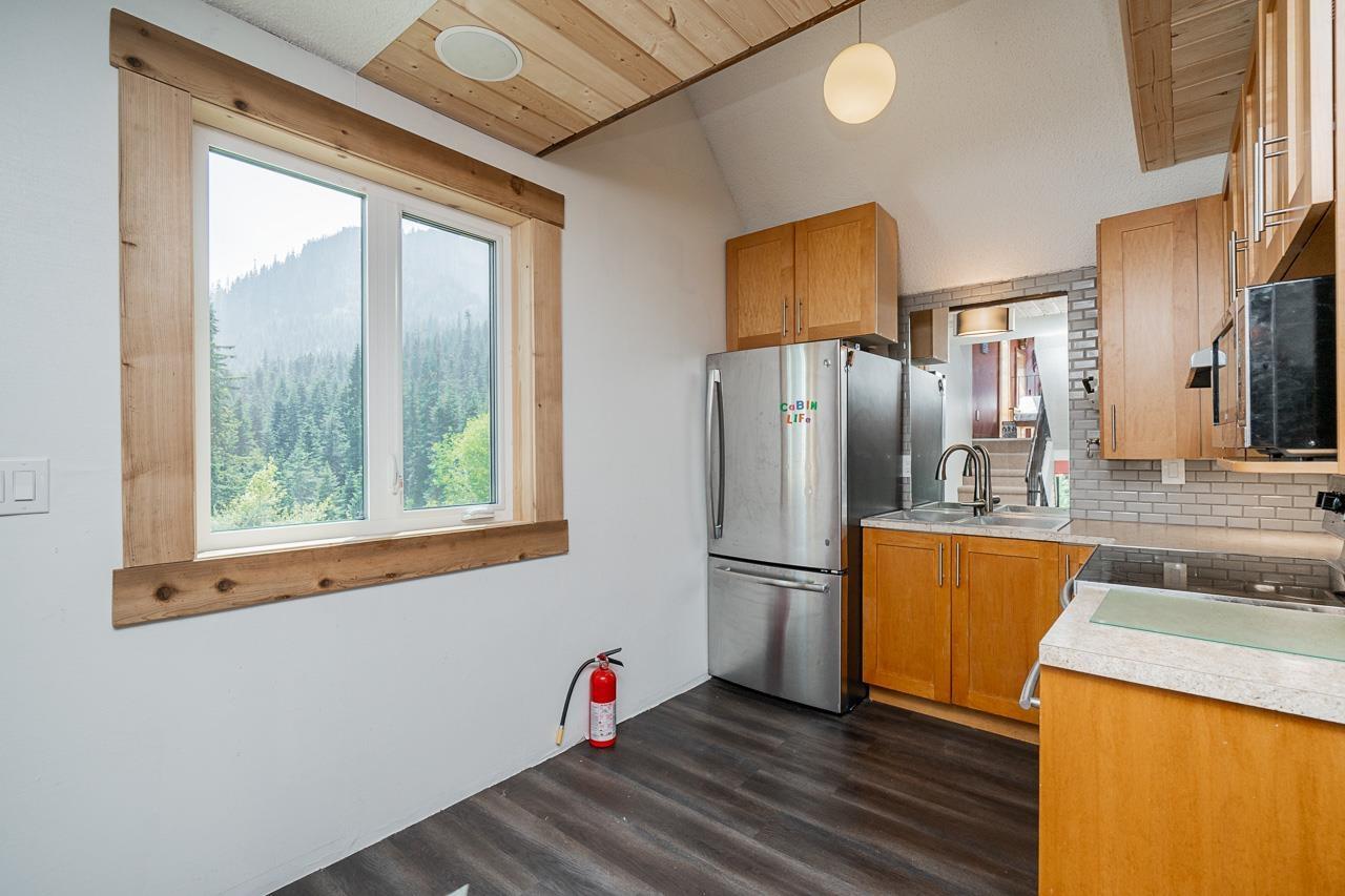 1 20958 Snowflake Crescent Property Photo 13