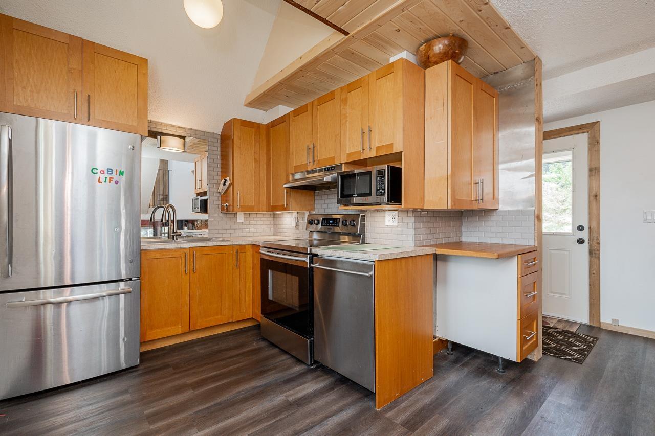 1 20958 Snowflake Crescent Property Photo 14