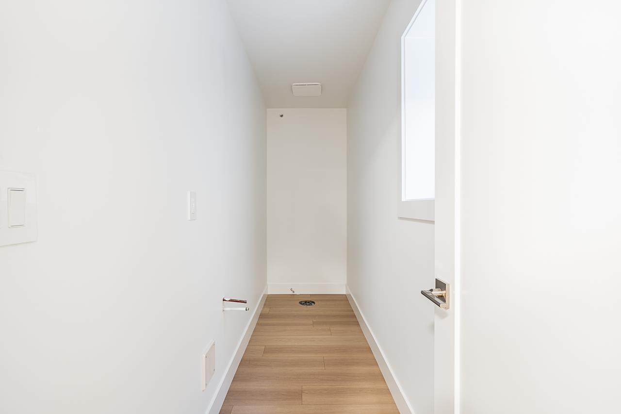 7458 115 Street Property Photo 25