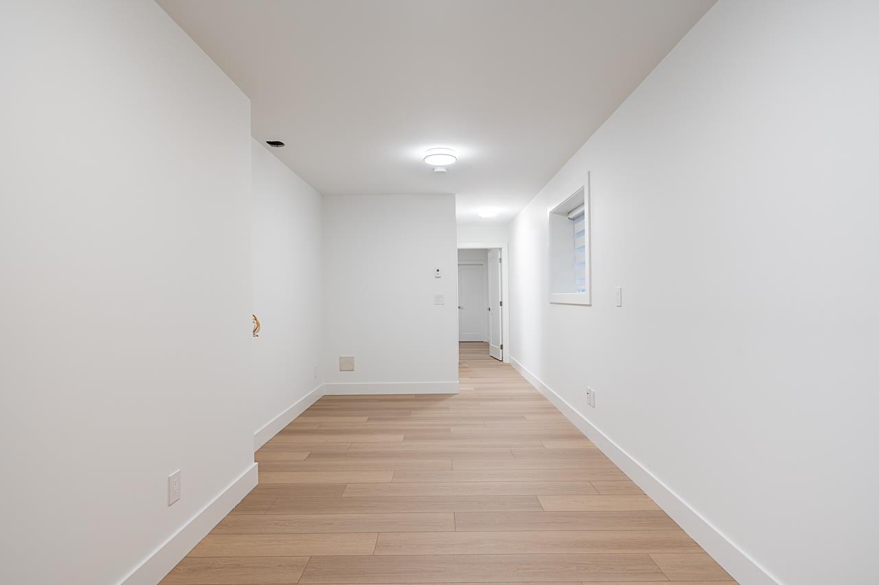 7458 115 Street Property Photo 29
