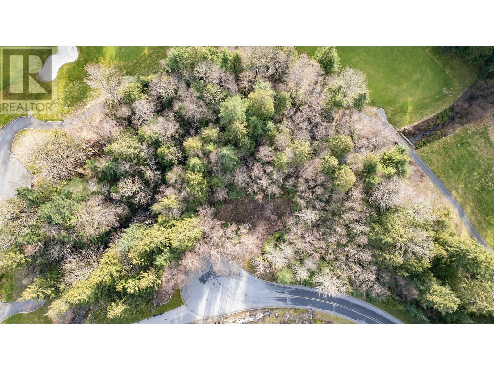 140 Country Club Road Property Photo 4