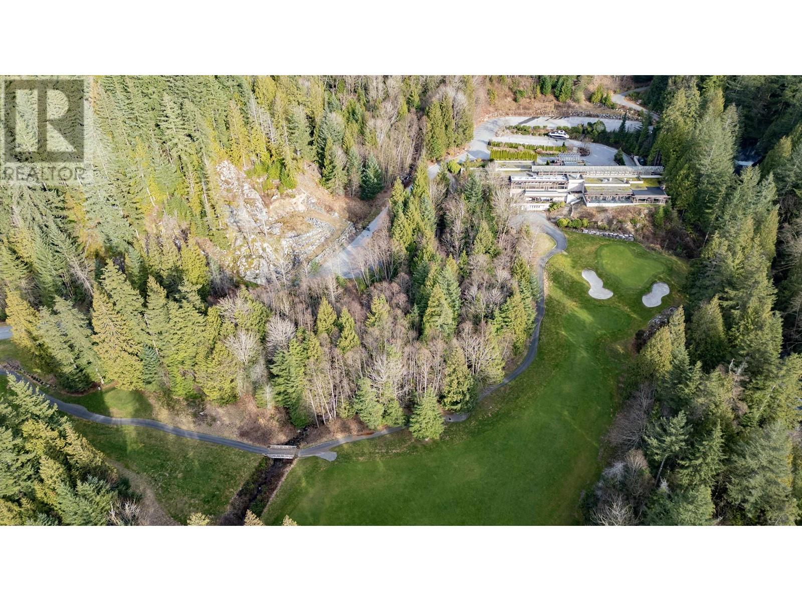 140 Country Club Road Property Photo 8