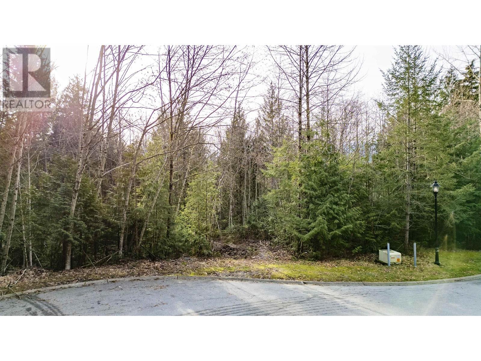 140 Country Club Road Property Photo 11