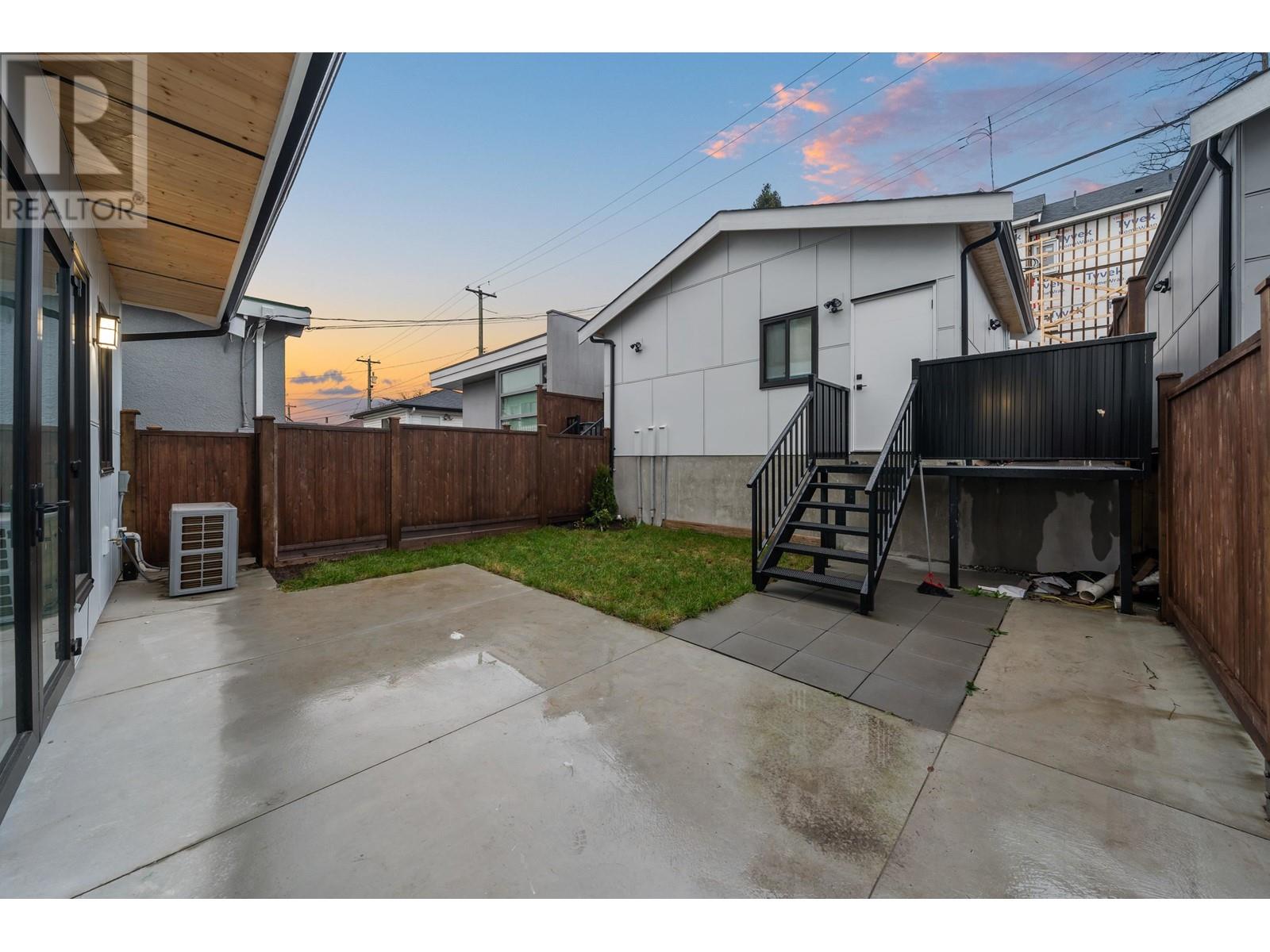 2 4178 Slocan Street Property Photo 37
