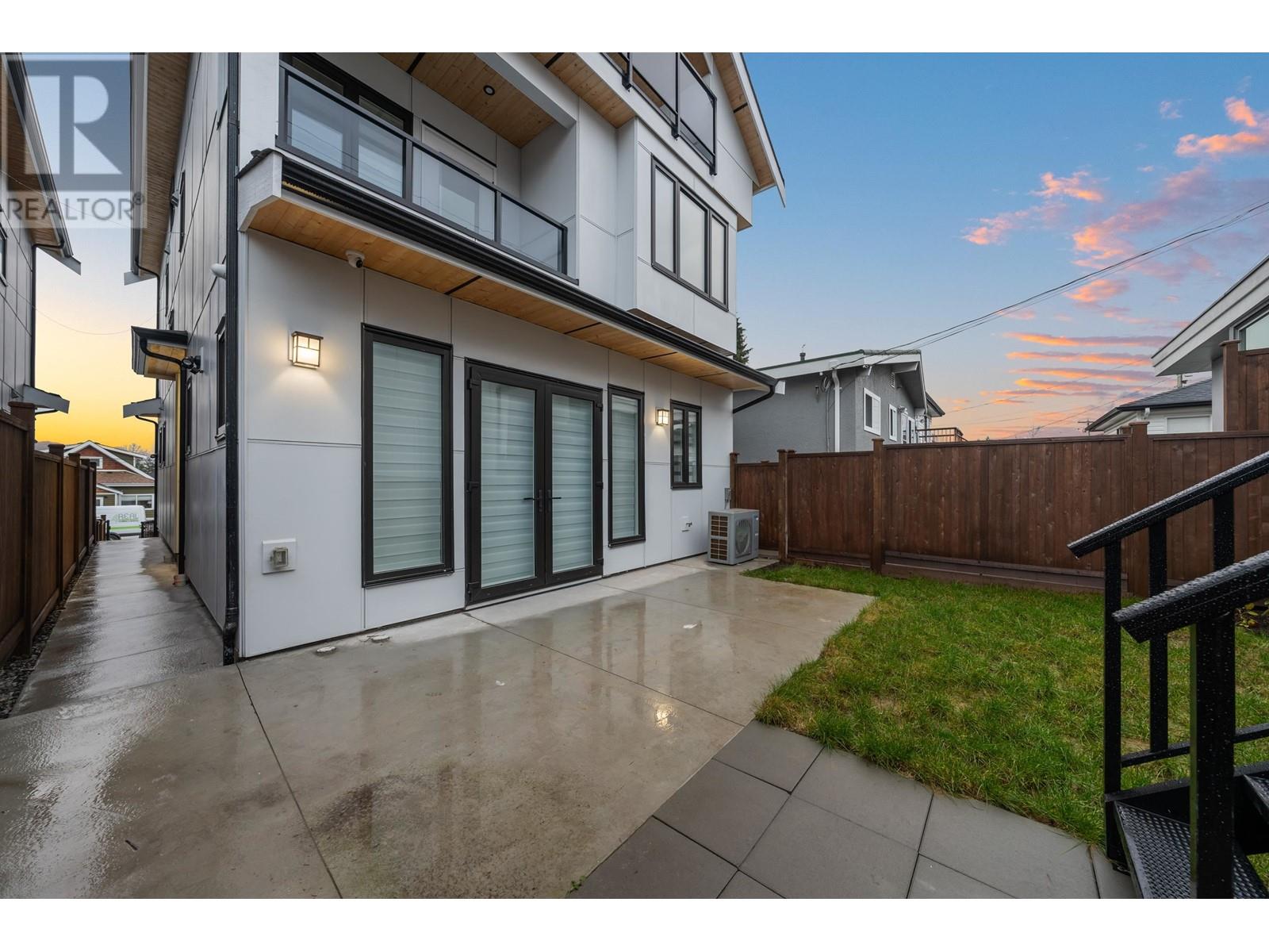 2 4178 Slocan Street Property Photo 38