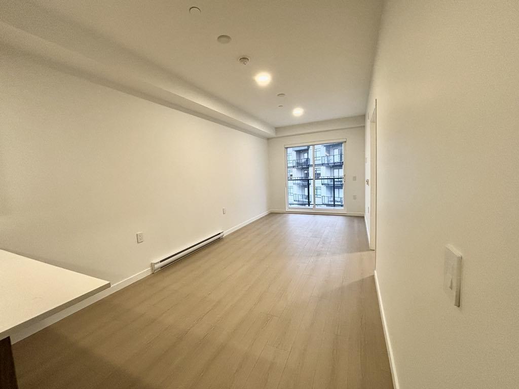 511 13969 96 Avenue Property Photo 2