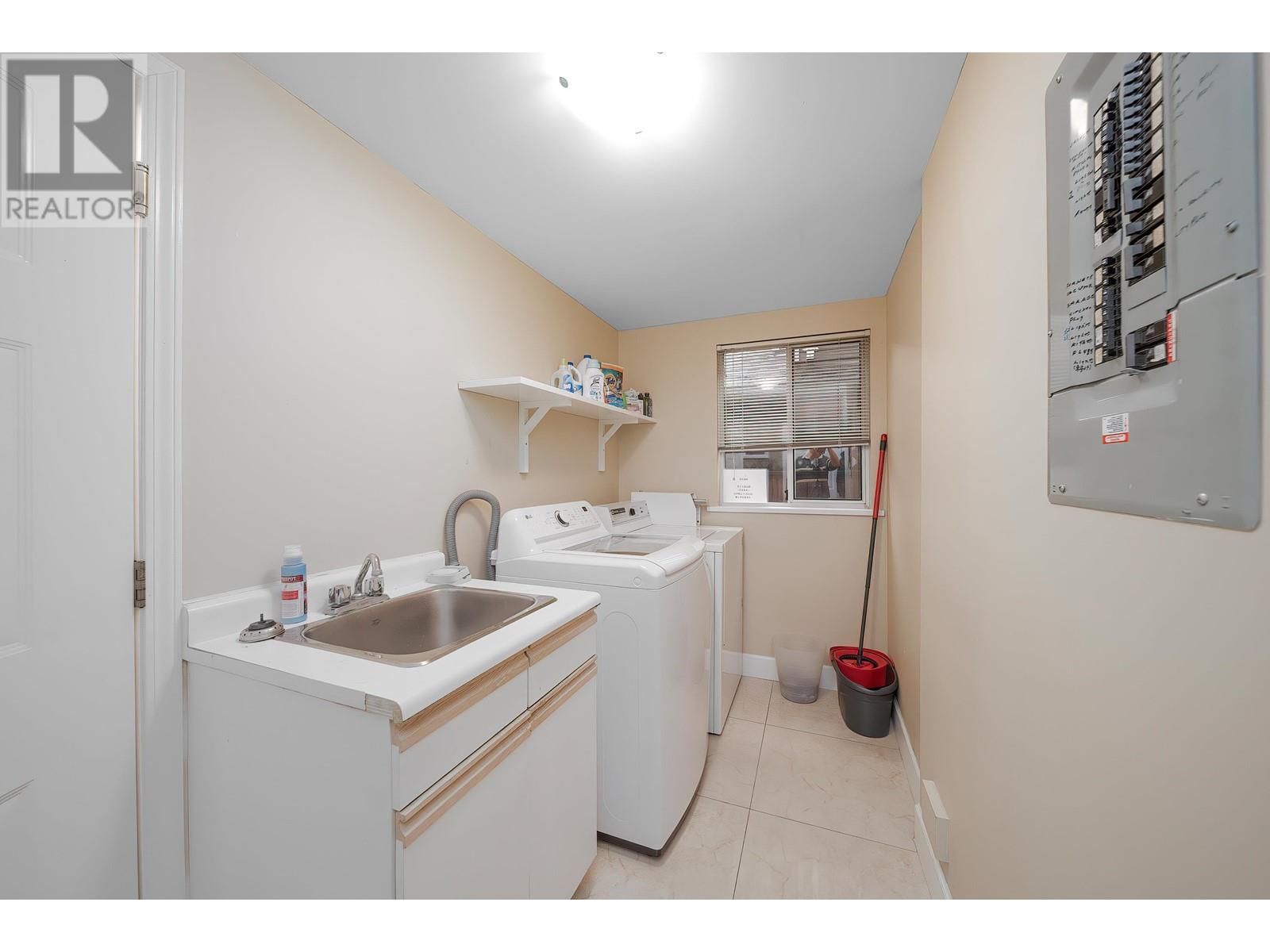 9311 Cunningham Place Property Photo 10