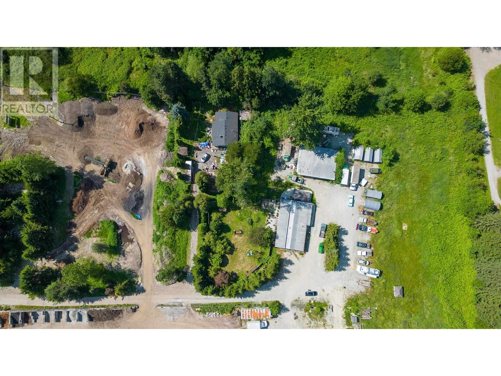 23519 Lougheed Highway Property Photo 3