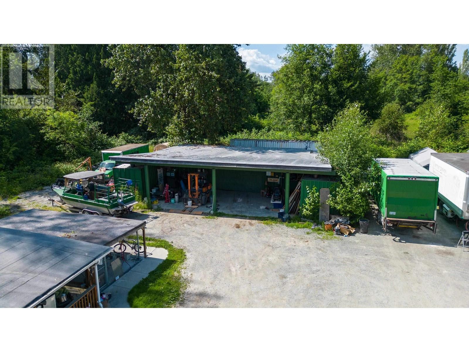 23519 Lougheed Highway Property Photo 4