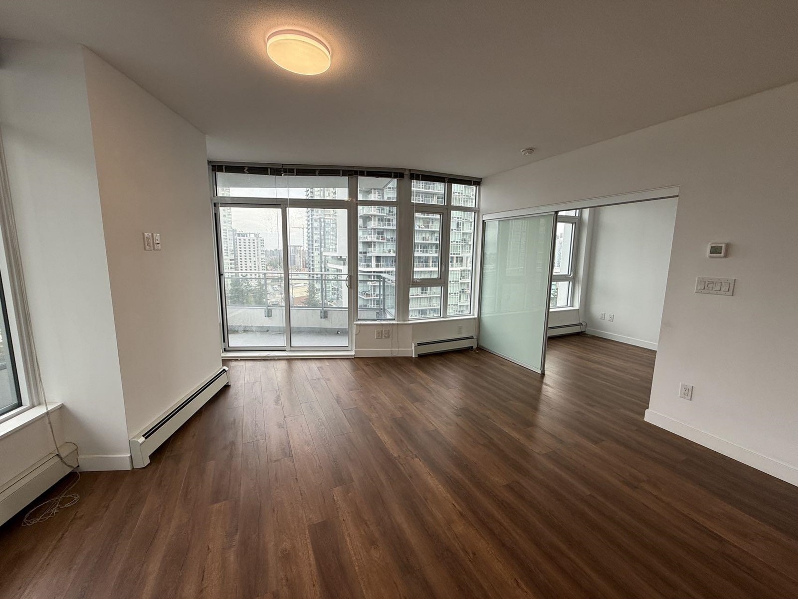 1412 13308 Central Property Photo 6