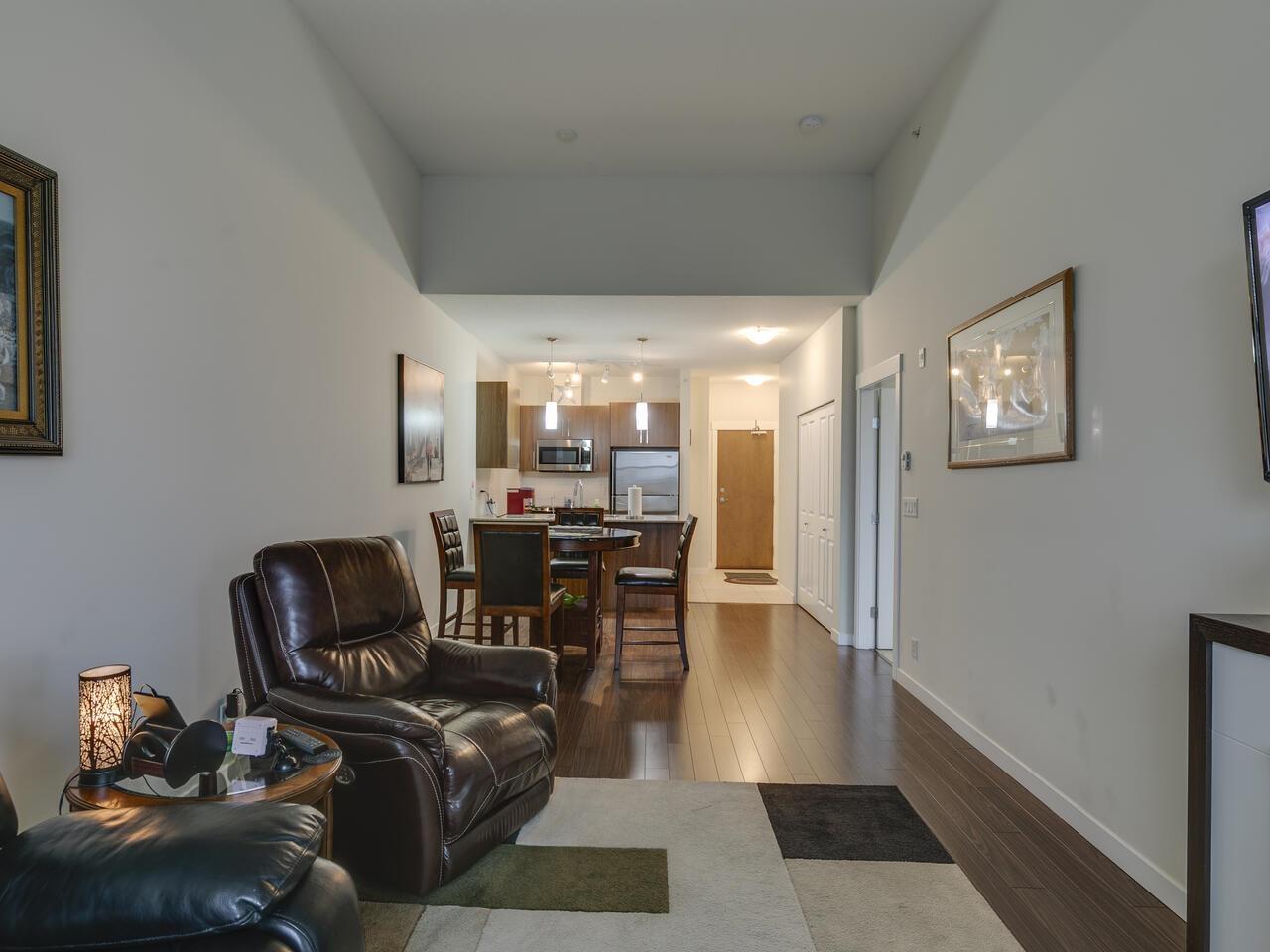 404 2943 Nelson Place Property Photo 5