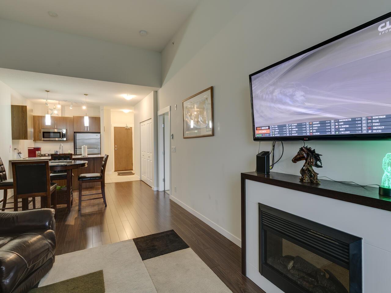 404 2943 Nelson Place Property Photo 6