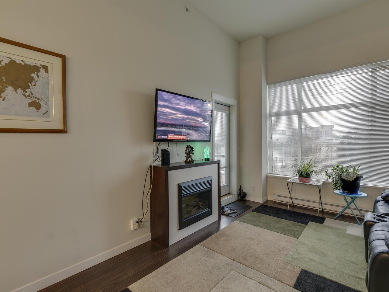 404 2943 Nelson Place Property Photo 7
