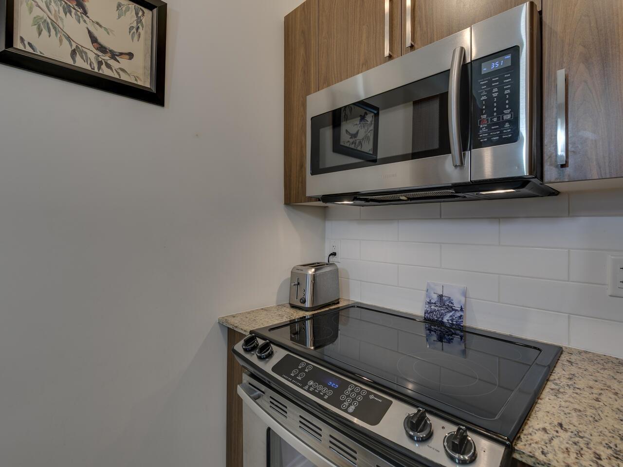 404 2943 Nelson Place Property Photo 17