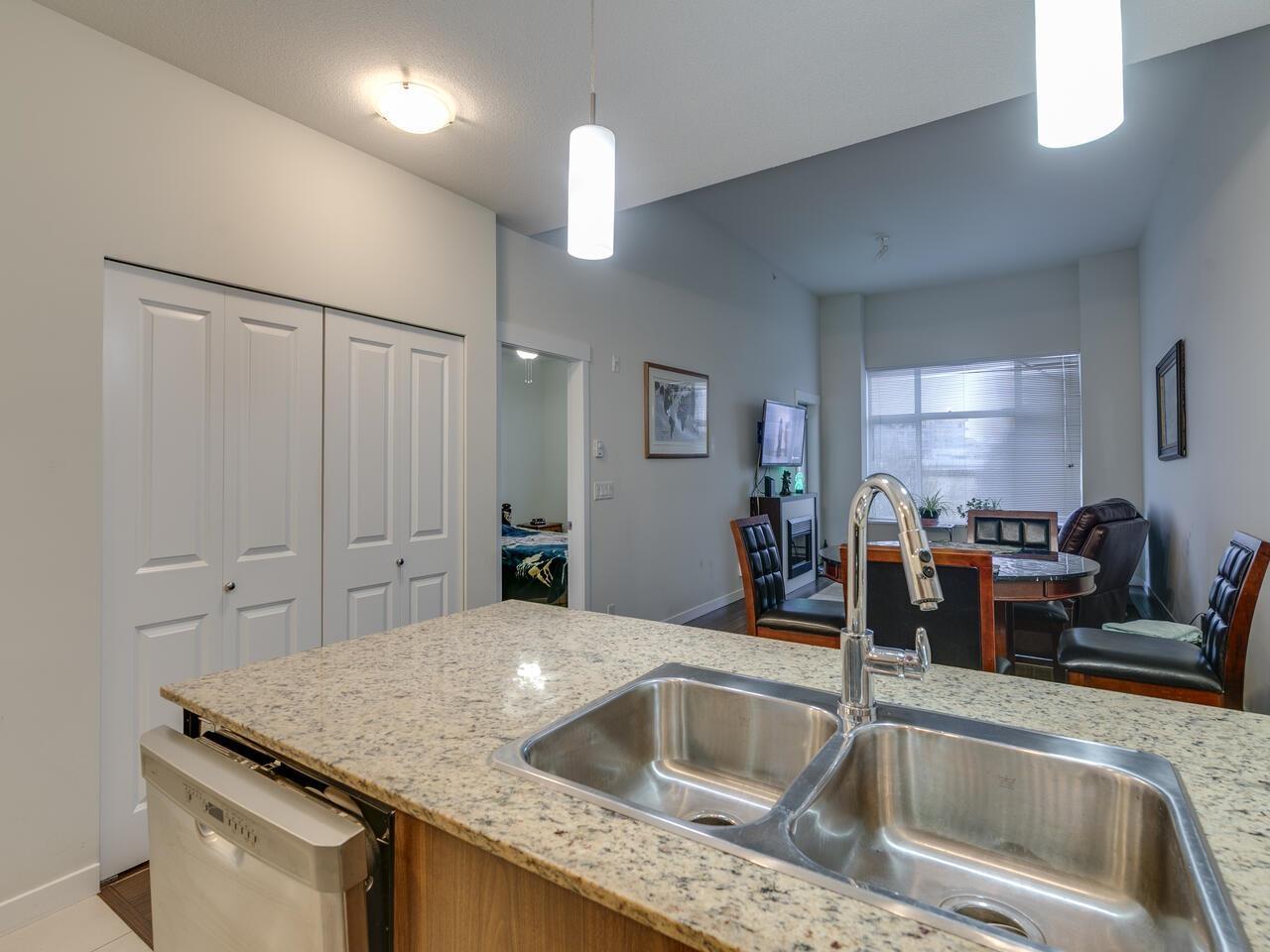 404 2943 Nelson Place Property Photo 18